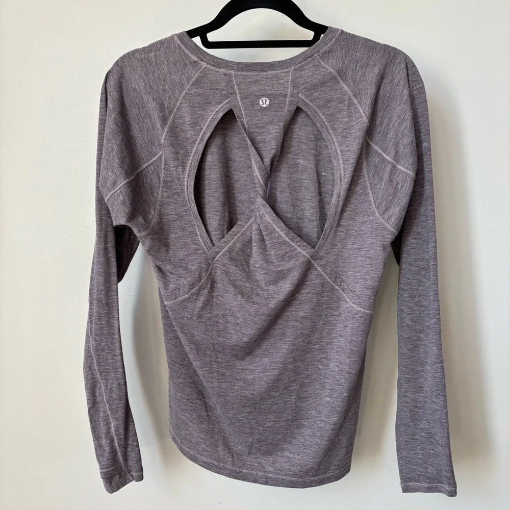 Lululemon Stop Drop and Squat Long Sleeve Top Size‎ 6